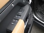 Land Rover Defender 110 2.0 P300e 110 X-Dynamic HSE Cold Climate Pack | Black Exterior Pack | 22" Inch Gloss Black | Meridian Surround Audiosysteem |