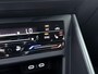 Volkswagen Polo 1.0 TSI R-Line Edition 95 PK | Panoramadak | IQ Lights | Apple Carplay | Climate control | Stoelverwarming | Dodehoek sensoren | Camera | Android Auto | Digital cockpit | 16" Lichtmetalen velgen |