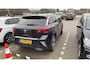 Volkswagen T-Roc 1.5 TSI R-Line Business+ Achteruitrijcamera (rear view), parkeersensoren voor en achter (pdc), digital cockpit pro, R-Line in- en exterieur, LED Matrix (IQ.Lights), climatronic, navigatie, 18" 'Nevada' LMV, verwarmbare voorstoelen, verwarmbaar multifunctioneel lederen stuurwiel, chrome dakrails, privacy glas, adaptieve cruise control (acc), elektrisch verstel-, verwarm- en inklapbare buitenspiegels, draadloos Apple Carplay & Android Auto, DAB+, variabele laadvloer etc.