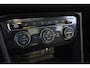 Volkswagen Tiguan 2.0 TSI 4Motion R-Line 7p 7 zits r-line in en exterieur panoramadak 20" LMV Suzuka head up display discover pro navi digital cockpit pro area view rondom zicht camera verwarmbare voorruit stoelverwarming elektrische achterklep keyless entry wegklapbare trekhaak side assist keyless entry VW Dealer onderhouden