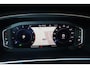 Volkswagen Tiguan 2.0 TSI 4Motion R-Line 7p 7 zits r-line in en exterieur panoramadak 20" LMV Suzuka head up display discover pro navi digital cockpit pro area view rondom zicht camera verwarmbare voorruit stoelverwarming elektrische achterklep keyless entry wegklapbare trekhaak side assist keyless entry VW Dealer onderhouden