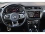 Volkswagen Tiguan 2.0 TSI 4Motion R-Line 7p 7 zits r-line in en exterieur panoramadak 20" LMV Suzuka head up display discover pro navi digital cockpit pro area view rondom zicht camera verwarmbare voorruit stoelverwarming elektrische achterklep keyless entry wegklapbare trekhaak side assist keyless entry VW Dealer onderhouden
