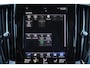 Volvo V60 T5 R-Design - IntelliSafe Assist & Surround - Full LED koplampen - Sensus navigatie - Harman Kardon Audio - Verwarmbare voorstoelen - Parkeersensoren voor & achter - Extra getint glas - 19' LMV