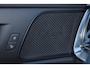Volvo V60 T5 R-Design - IntelliSafe Assist & Surround - Full LED koplampen - Sensus navigatie - Harman Kardon Audio - Verwarmbare voorstoelen - Parkeersensoren voor & achter - Extra getint glas - 19' LMV