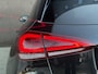 Mercedes-Benz A-klasse 200 Premium Plus | AMG-pakket | Pano-dak | Widescreen | Ambi light | sportstoelen | 19 inch |