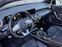 Mercedes-Benz A-klasse 200 Premium Plus | AMG-pakket | Pano-dak | Widescreen | Ambi light | sportstoelen | 19 inch |