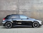 Mercedes-Benz A-klasse 200 Premium Plus | AMG-pakket | Pano-dak | Widescreen | Ambi light | sportstoelen | 19 inch |