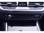 BMW 3-Serie 320i Sport Line Led koplampen Apple Carplay Leder Memory Stoelverwarming 1e Eigenaar NAP
