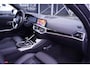 BMW 3-Serie 320i Sport Line Led koplampen Apple Carplay Leder Memory Stoelverwarming 1e Eigenaar NAP