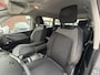 Citroën C4 Grand SpaceTourer 7-Persoons 130 Pk Benzine KGJ-74-X * Navigatie * Keyless Start * DAB Radio * Climate & Cruise Control * L.M. Velgen & Michelin * Achteruitrij Parkeer Camera * Vingerhoets; Vierde Generatie Eersteklas Service. Al meer dan 100 jaar een begrip in de Brabantse Kempen.