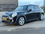 MINI Cooper S Mini 2.0 Chili Serious Business (PANO, STOELVERWARMING, CAMERA, GOED ONDERHOUDEN)