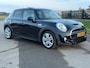 MINI Cooper S Mini 2.0 Chili Serious Business (PANO, STOELVERWARMING, CAMERA, GOED ONDERHOUDEN)
