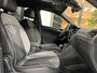 Volkswagen Tiguan 1.5 TSI R-Line Black Style/ Cam/ 20'inch/ Trekhaak/ IQ Matrix