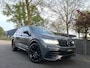 Volkswagen Tiguan 1.5 TSI R-Line Black Style/ Cam/ 20'inch/ Trekhaak/ IQ Matrix