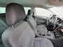 Volkswagen E-Golf e-Golf | SOH waarde accu is 92,5 % | Parkeersensoren V+A | Cruise control adaptief | Navi | Automaat | Carplay | 100 % Elektrisch