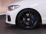 BMW 1-Serie M140i 340pk High Executive |Custom sportuitlaat|Maxton|Apple Carplay|Comfort Access|stoelverwarming|lederen sportstoelen|M sportonderstel|Shadow Line|