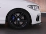 BMW 1-Serie M140i 340pk High Executive |Custom sportuitlaat|Maxton|Apple Carplay|Comfort Access|stoelverwarming|lederen sportstoelen|M sportonderstel|Shadow Line|