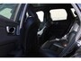Volvo XC60 2.0 T8 Plug-in hybrid AWD Ultra Black Edition | Luchtvering | Bowers & Wilkins Premium Audio | 360° Parkeercamera | Parkeersensoren voor + achter | Google Infotainment | Parkeerverwarming | Nieuw Model | Nappa Lederen bekleding