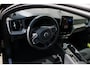 Volvo XC60 2.0 T8 Plug-in hybrid AWD Ultra Black Edition | Luchtvering | Bowers & Wilkins Premium Audio | 360° Parkeercamera | Parkeersensoren voor + achter | Google Infotainment | Parkeerverwarming | Nieuw Model | Nappa Lederen bekleding