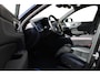 Volvo XC60 2.0 T8 Plug-in hybrid AWD Ultra Black Edition | Luchtvering | Bowers & Wilkins Premium Audio | 360° Parkeercamera | Parkeersensoren voor + achter | Google Infotainment | Parkeerverwarming | Nieuw Model | Nappa Lederen bekleding