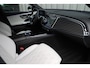 Mercedes-Benz E-klasse 300e Exclusive line | 313PK | Massage | Luchtvering | Achterasbesturing | Burmester 4D | Leder exclusief | Digital-light | Distronic | 2024.