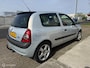 Renault Clio 1.2-16V Authentique 2D 2002 Grijs, velgenset