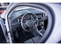 Volkswagen T-Roc 1.5 TSI Style | Automaat | Adapt. cuise | Trekhaak | Multifunctie stuur | Navi | Parkeerhulp | Lane assist |