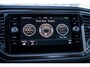 Volkswagen T-Roc 1.5 TSI Style | Automaat | Adapt. cuise | Trekhaak | Multifunctie stuur | Navi | Parkeerhulp | Lane assist |