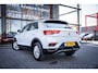 Volkswagen T-Roc 1.5 TSI Style | Automaat | Adapt. cuise | Trekhaak | Multifunctie stuur | Navi | Parkeerhulp | Lane assist |
