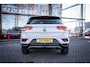 Volkswagen T-Roc 1.5 TSI Style | Automaat | Adapt. cuise | Trekhaak | Multifunctie stuur | Navi | Parkeerhulp | Lane assist |