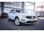 Volkswagen T-Roc 1.5 TSI Style | Automaat | Adapt. cuise | Trekhaak | Multifunctie stuur | Navi | Parkeerhulp | Lane assist |