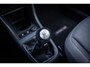 Volkswagen Up! 1.0 Cross up! 75pk BlueMotion | Cruise control | Airco | Bluetooth |Parkeerhulp |
