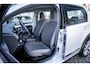 Volkswagen Up! 1.0 Cross up! 75pk BlueMotion | Cruise control | Airco | Bluetooth |Parkeerhulp |