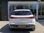 Mercedes-Benz EQA 300 4MATIC AMG Line 67 kWh | Panoramadak | Stoelverwarming | 1800kg Trekgewicht | Navigatie | Crusie Control | Achteruitrijcamera | Parkeersensoren | Apple Carplay/Android Auto |