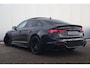 Audi RS5 Sportback 2.9 TFSI RS 5 Quattro 450PK Fabrieksgarantie Black Optic Virtual Cockpit Laser LED B&O HUD Panoramadak Nappa Leder Massage Carbon Inleg Alcantara Stuur 360 Camera Dealer Onderhouden 20 inch LMV Stuur & Stoelverwarming Dynamic Pack