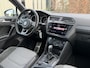 Volkswagen Tiguan 2.0 TSI 4Motion Highline Business R Apple Carplay - Panoramadak - Trekhaak