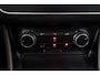 Mercedes-Benz A-klasse 200 Ambition Automaat (PANORAMADAK, STOELVERWARMING, NAVIGATIE, PARKEERSENSOREN)