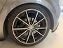 Volkswagen Golf 1.5 TSI Highline - R-Line - Massage - Carplay - KW Schoefset - 19 inch