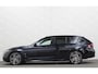 BMW 5-Serie Touring 530e M-Sport | Panorama | 360 Camera | ACC | Harman-Kardon | Trekhaak | Keyless-Entry | Leder | Rij-Assist Pro | 19'' | Sfeerverlichting | Carplay | LED | Zonwering | Standkachel | Draadloos Laden | Dealer onderhouden |