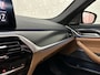 BMW 5-Serie Touring 530e M-Sport | Panorama | 360 Camera | ACC | Harman-Kardon | Trekhaak | Keyless-Entry | Leder | Rij-Assist Pro | 19'' | Sfeerverlichting | Carplay | LED | Zonwering | Standkachel | Draadloos Laden | Dealer onderhouden |