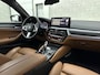 BMW 5-Serie Touring 530e M-Sport | Panorama | 360 Camera | ACC | Harman-Kardon | Trekhaak | Keyless-Entry | Leder | Rij-Assist Pro | 19'' | Sfeerverlichting | Carplay | LED | Zonwering | Standkachel | Draadloos Laden | Dealer onderhouden |