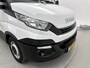 IVECO Daily 35S14V 2.3 352 Luchtgeveerde stoel Trekhaak 3500kg Climate control Betimmering Cruise control