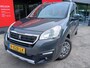Peugeot Partner Tepee 1.2 PureTech Active Driem vervangen Trekhaak