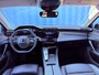 Peugeot 308 SW 1.6 HYbrid 180 Allure Pack Business Afneembare Trekhaak | Achteruitrijcamera | Standkachel | Keyless | Adeptieve cruise control | Stoelverwarming