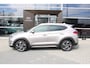 Hyundai Tucson 1.6 T-GDI Premium | Automaat | Stoelverwarming voor+achter | Adaptieve Cruise Control | Electrisch verstelbare bestuurderstoel | Trekhaak | Navigatie | | Achterbank in delen neerklapbaar | Achterbank verwarmd | Airco (automatisch)