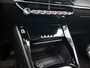 Peugeot 208 Allure Pack 100pk | Navigatie | Achteruitrijcamera | 3D Cockpit | Climate Control | Cruise Control | Parkeersensoren | Keyless | Apple Carplay / Android Auto | DAB+ radio | Armsteun | Led koplampen | Bluetooth | Elektrisch inklapbare spiegels | Donker getint glas | 16" lichtmetalen velgen |