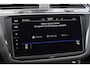 Volkswagen Tiguan 1.4 TSI eHybrid R-Line Black Style | Leer | Camera | Trekhaak