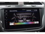Volkswagen Tiguan 1.4 TSI eHybrid R-Line Black Style | Leer | Camera | Trekhaak