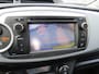 Toyota Yaris 1.5 Full Hybrid Dynamic Automaat * Rijklaarprijs incl. garantie * Cruise control * Camera * Half Leder * Stoelverwarming * Lichtmetalen velgen *