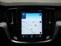 Volvo V60 2.0 B3 Momentum Business - RIJKLAARPRIJS - All Seasonbanden - Achteruitrijcamera - Elektrisch Glazen Schuif-/Kanteldak - Apple Carplay - Android Auto
